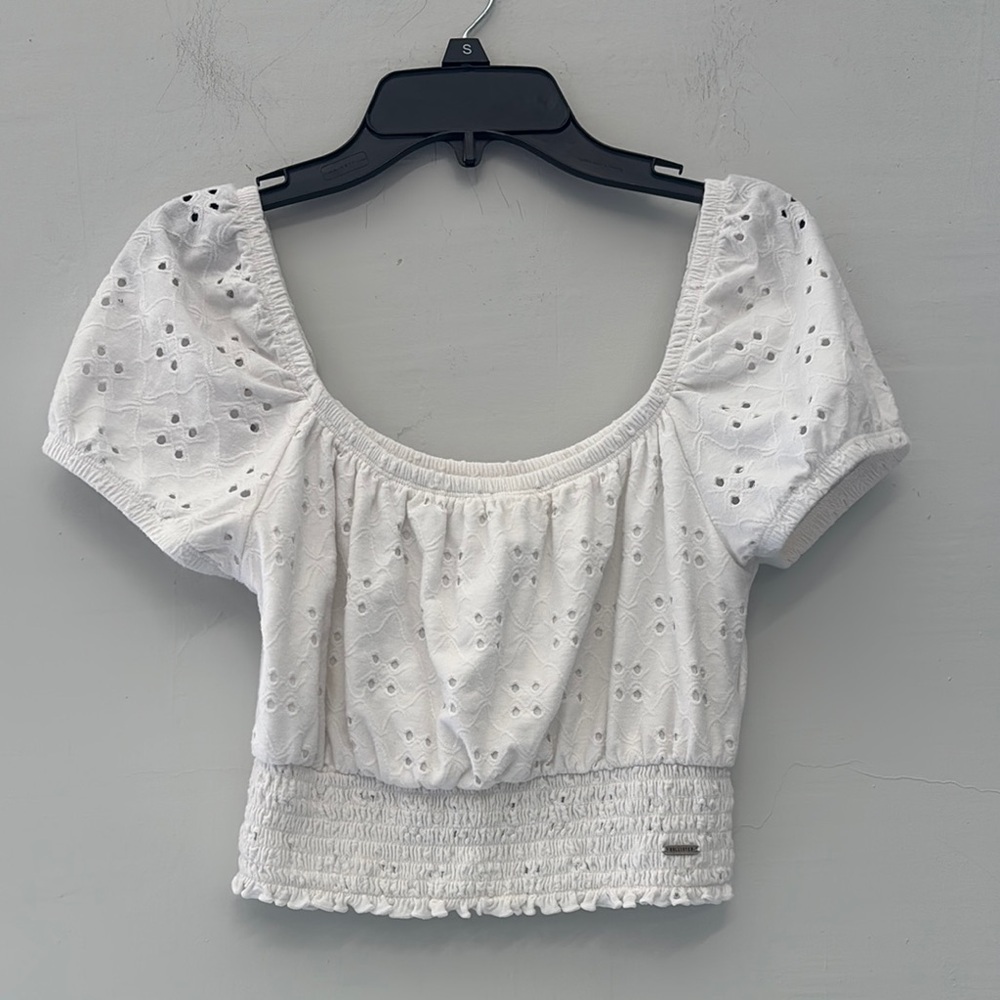 Hollister White Eyelet‎ Smocked Cropped Top Size XS